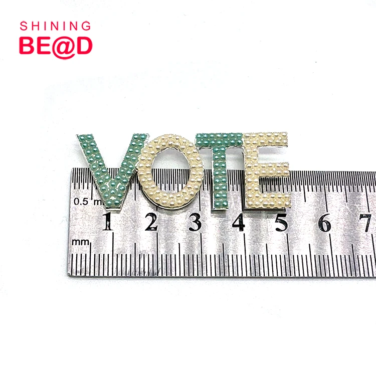 Fashion Pin VOTE Custom Name Word/Letter Grandma of the Bride Crystal Rhinestone Brooches Pin