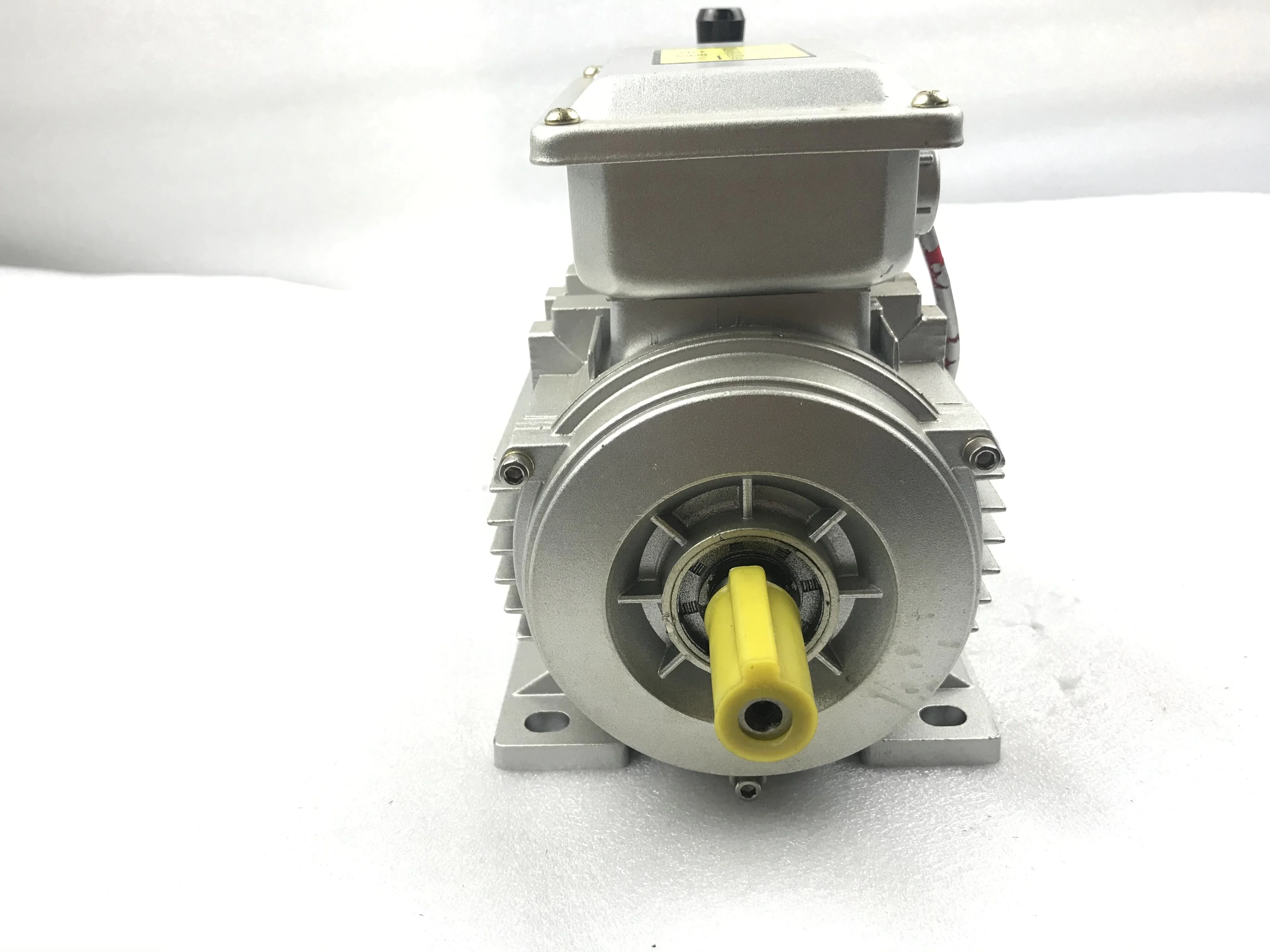 Gexin Manufacturer Direct Selling Copper Core Cold Rolling Vertical Horizontal Installation Three Phase Asynchronous Motor YEJ