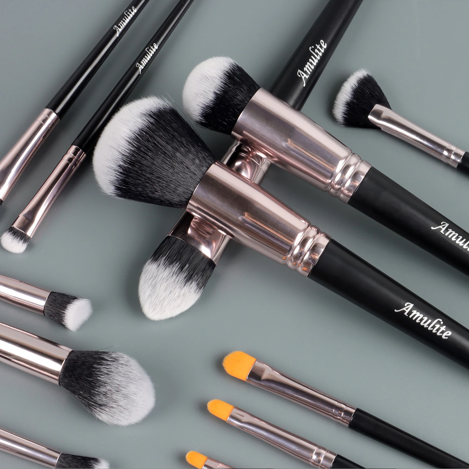 Private Label 16pcs free logo Makeup Brush set cosmetic vegan professional black Makeup Brushes custom Logo