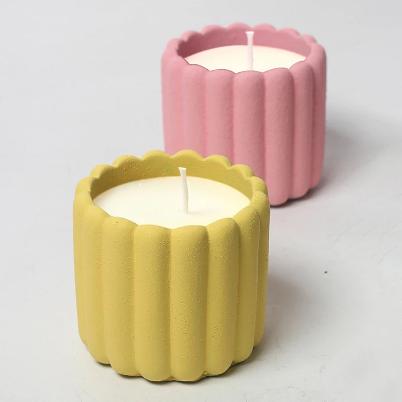 Mescente Long Lasting Oem Scent Porcelain Coconut Milk Dessert Ceramic Candle Jar