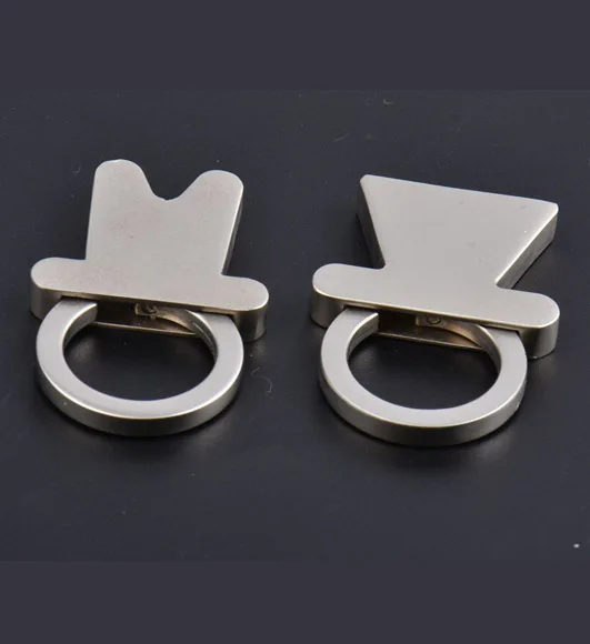 Manufacturer custom-made lovers key chain, zinc alloy valentine gifts.Action figure toy cartoon key chain