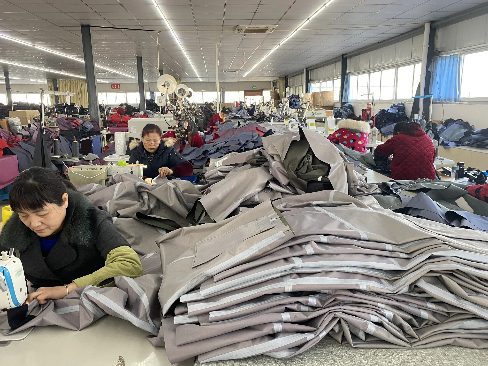 One Piece Ergonic Zipper Diving Womens Mens Kayaking Whitewater Canoeing Dry Suit