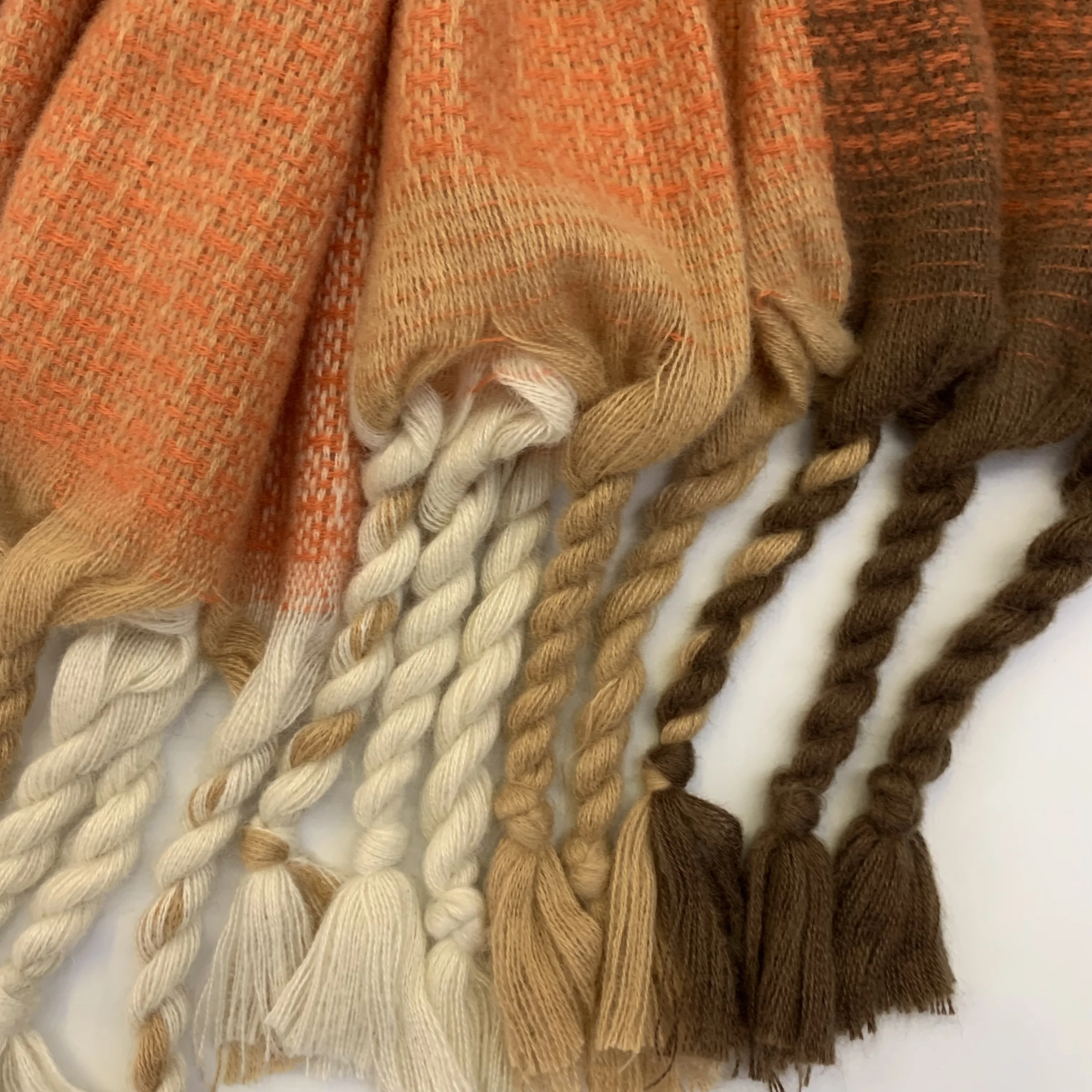 Newest Wholesale Custom Logo Luxury Brand Soft Women Tassel Shawl Pashima Winter Warm Long Fashion Cashmere Scarf