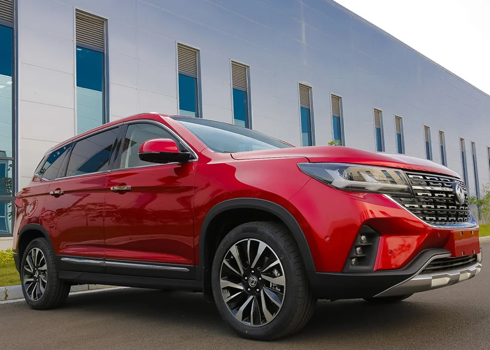 Автомобильный мини-газовый автомобиль Dongfeng Fengxing T5 новый дизайн Автоматический Металлический багажник на крышу кожаный Темный ручной Euro VI Hot R16 Электрический бензин