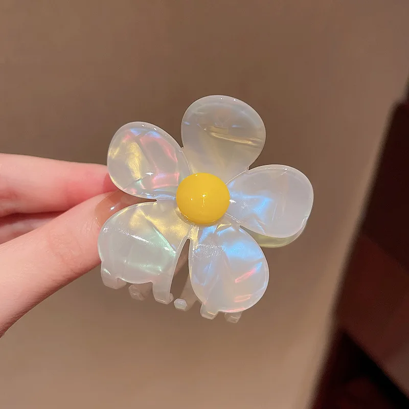 2023 Hot Selling Fresh Sweet Style Acetate White Flower Hair Claw Hair Clip Hair Accessory for Girls