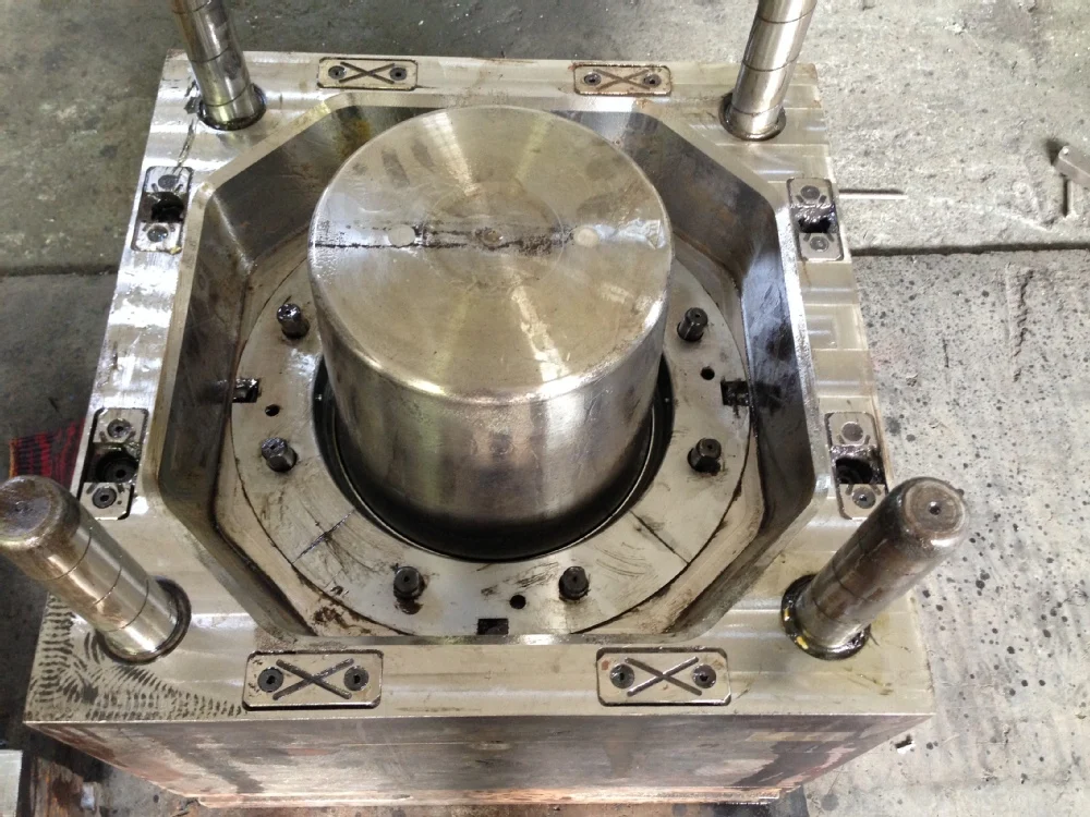 plastic bucket making injection molding machine manufacturer