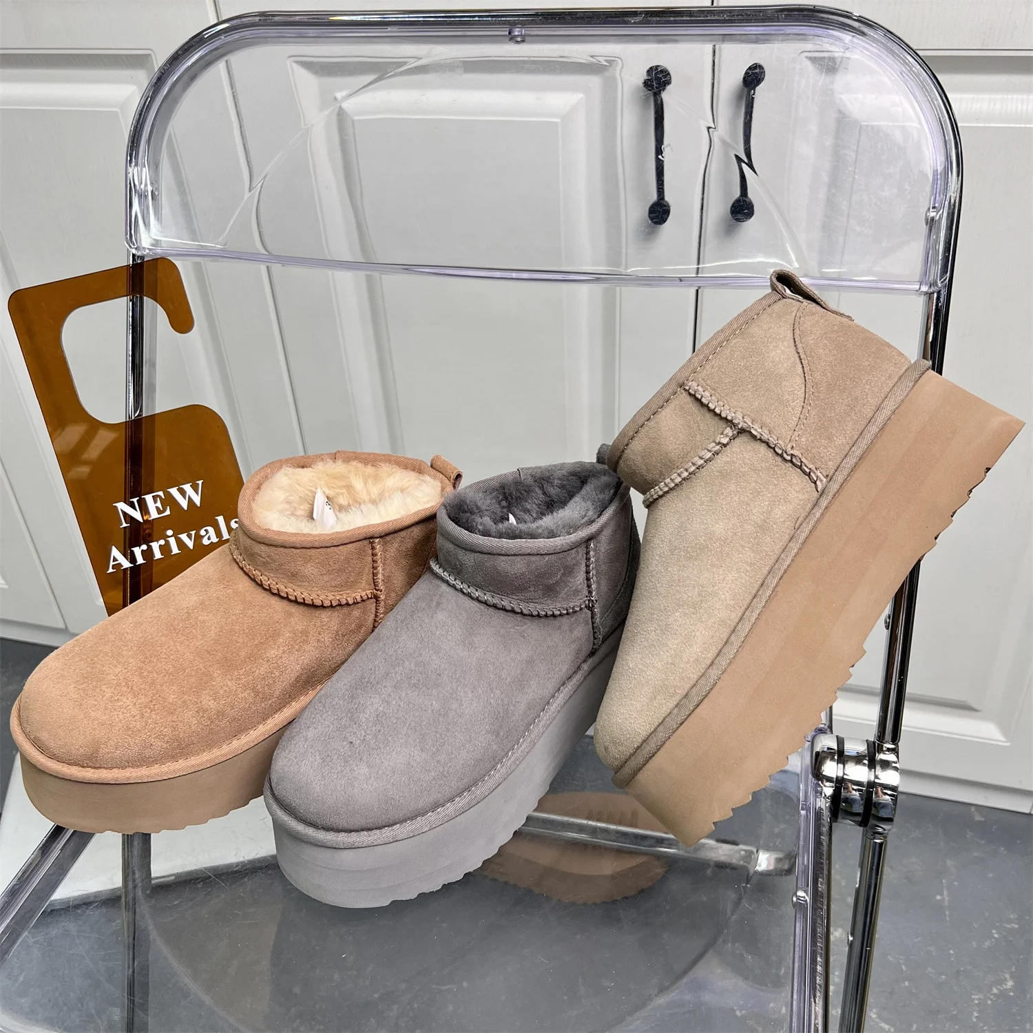 New Snow Boot Style Real Fur Short Mini Winter Sheepskin Boots Women Natural Wool Ankle Boots Fur Lined Warm Platform Shoes