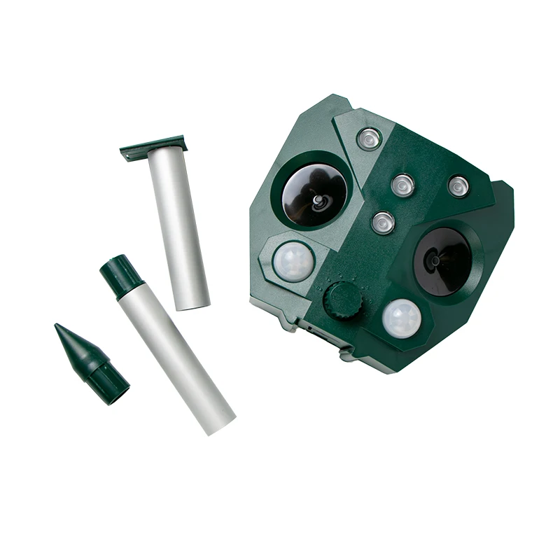 Solar Powered Pest Repeller Waterproof Outdoor Repellent Ultrasonic Animal Repellent