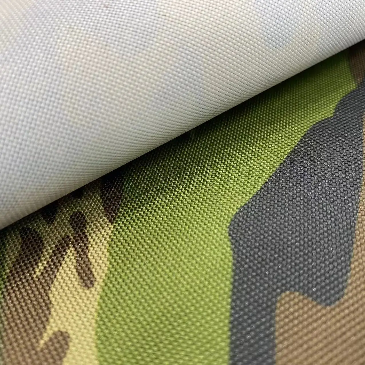 Wholesale PU coated 1000mm Waterproof  100% Polyester 300D 600D oxford Fabric for tent