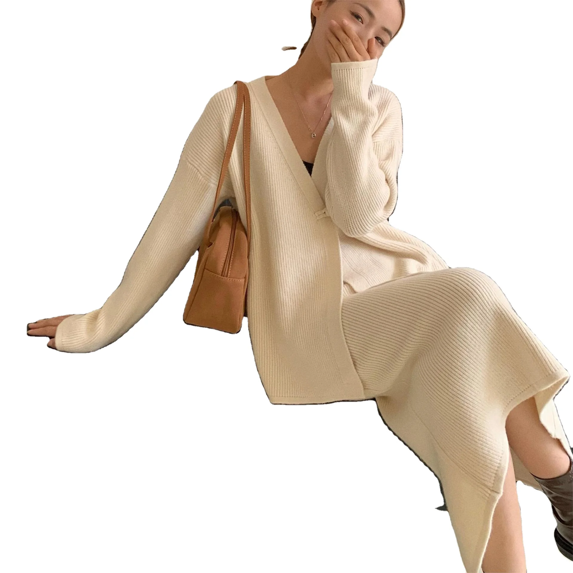 Soft milk sweater sweater Chinese elegant button top gentle wrap buttock skirt two-piece se