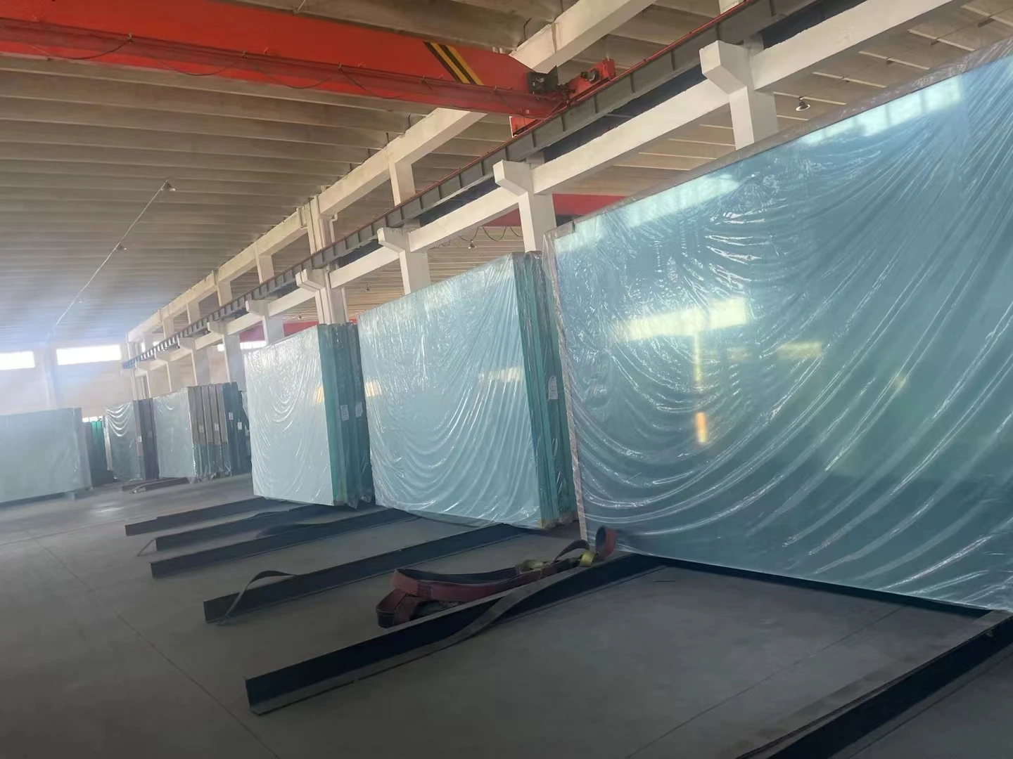 Air floating table Green float glass in building glassTempered glass reflective black float  glass reflective