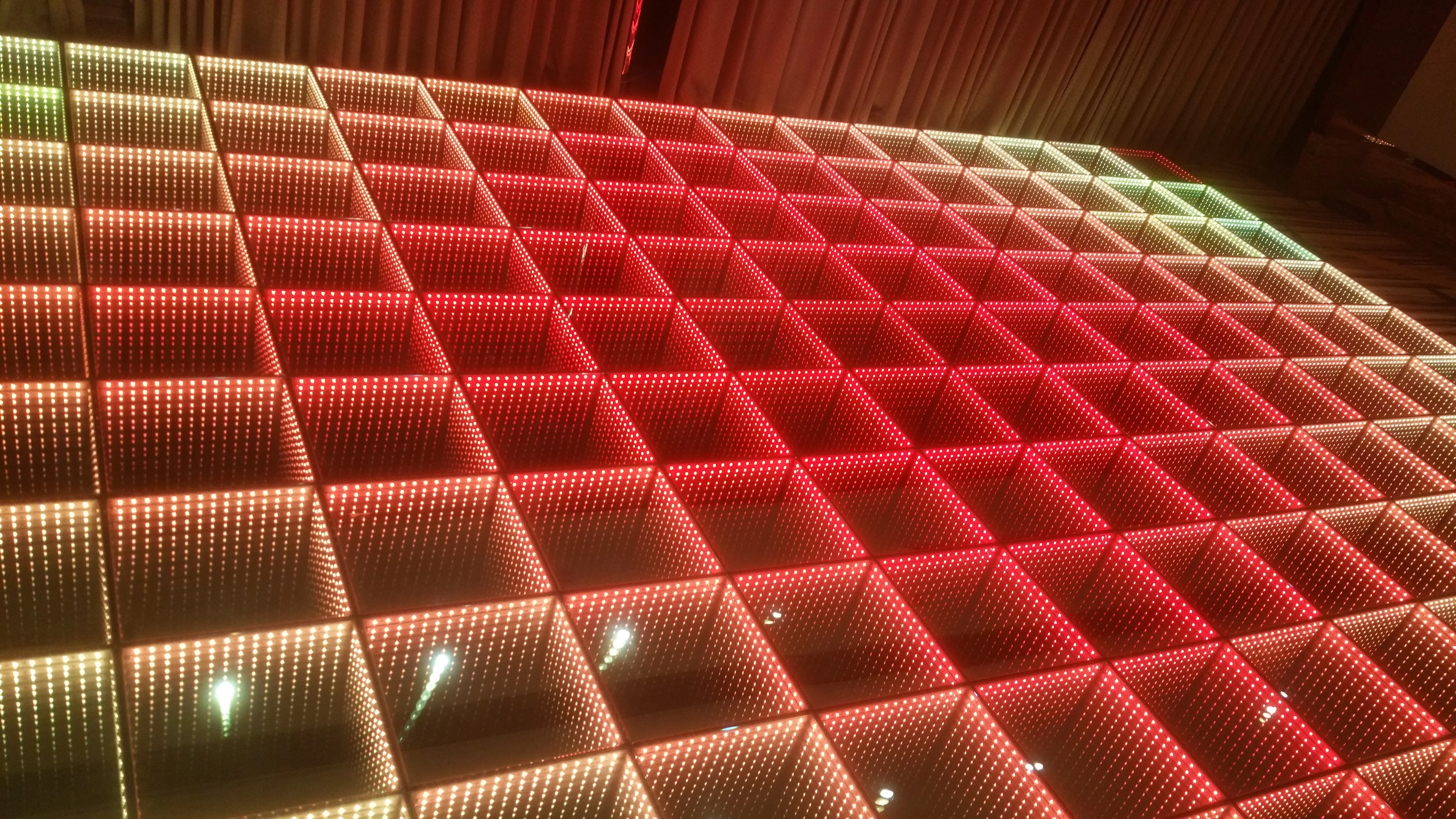 High Quality LED 3D  Mirror Dance Floor Tiles Lighting for Events
