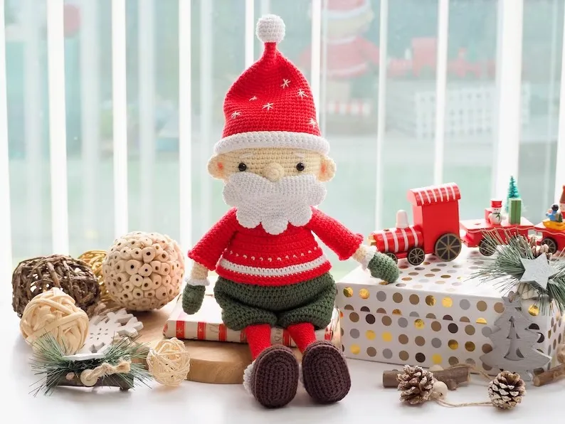 Wholesales Organic Cotton Crochet Santa Character Christmas Gift Toy Handmade Stuffed Snowman and reindeer Toys For Kids