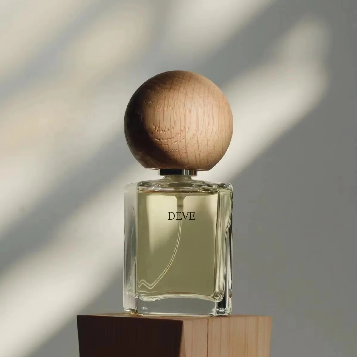 30ml 50ml 100ml empty luxury square glass perfume bottle with wooden cap