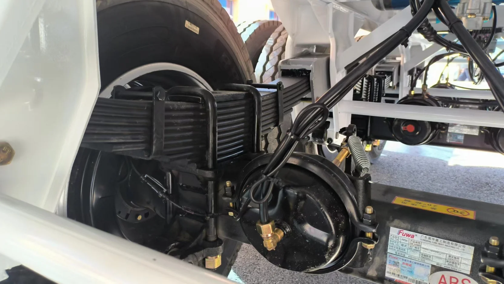 3axles Cargo Trailers Flat Bed Semi Truck Trailer with Side Boards