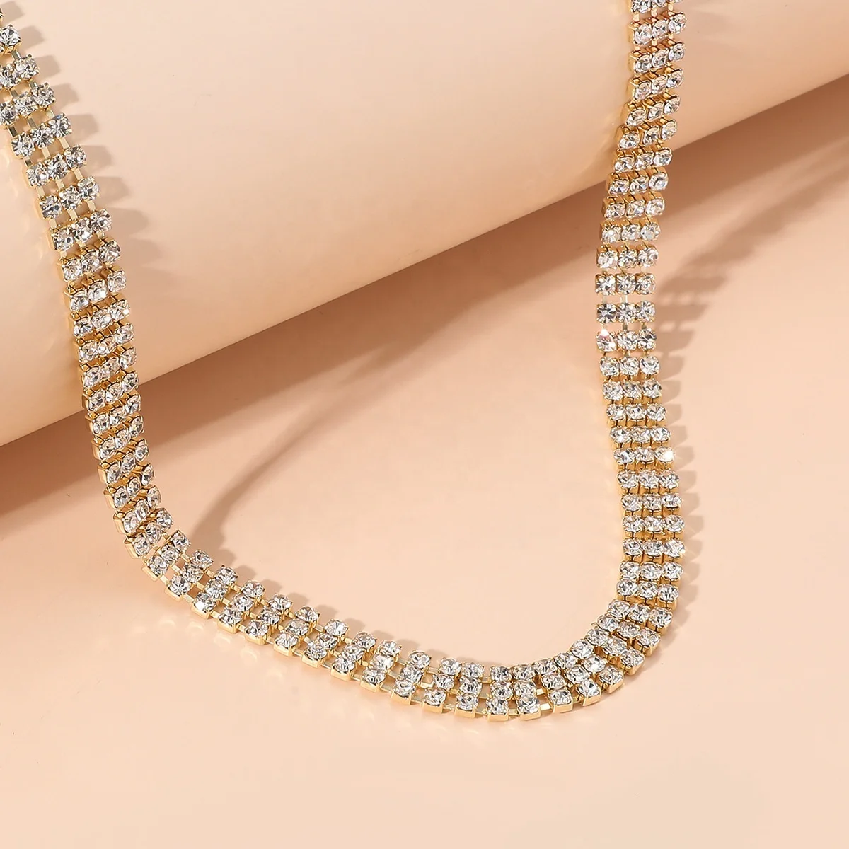 splicing multi-layer diamond inlaid necklace trendy and personalized collarbone chain design neck decoration for women