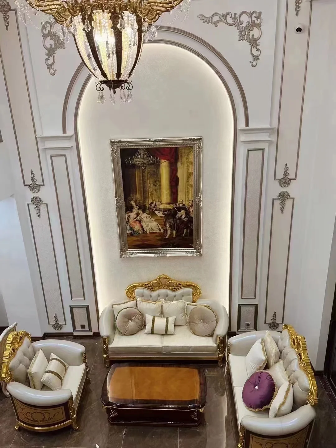 Luxurious European Italian Classical Style Antique Wooden Carved Craftsman Sofa Set Shiny Gold with Veneer for Home Furniture
