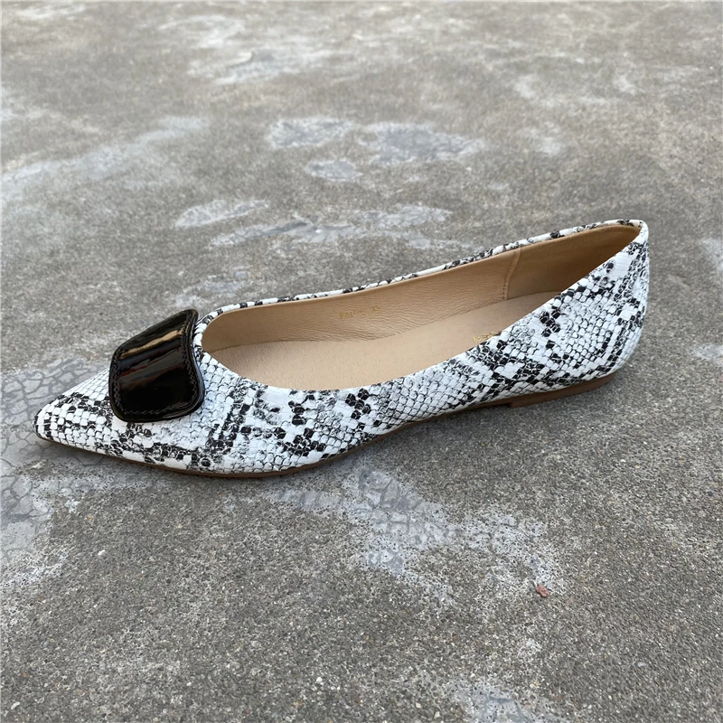 Low price China wholesale cheap foldable normal flat pump shoes for women and ladies