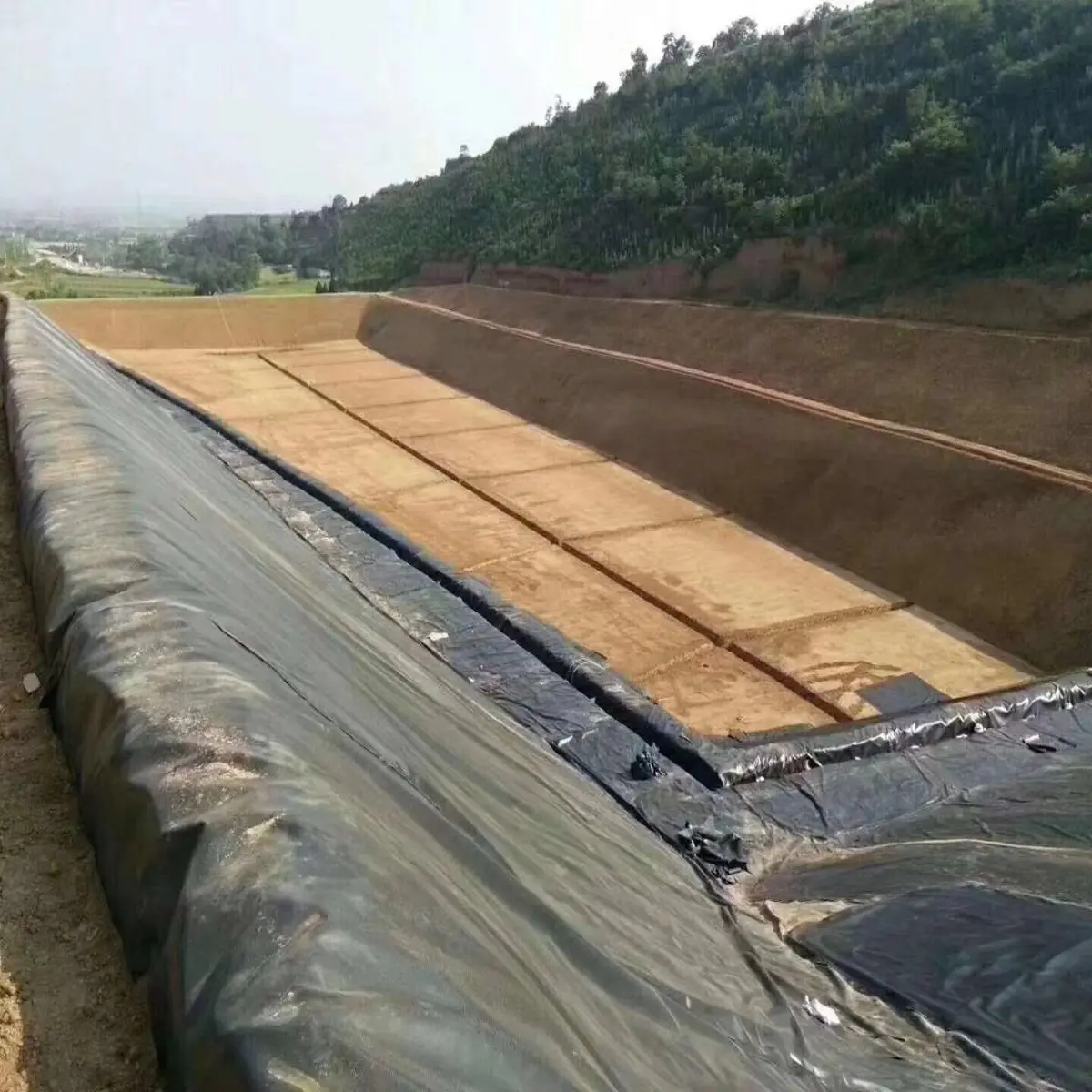 Waterproof HDPE Impermeable Membrane 1mm 2mm Water Impervious Geomembrane for Biogas Digester