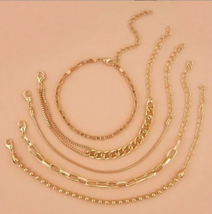 Wholesale Women Girls 5-piece Bracelet Set Multiple Mixed and Combined Bracelets Metal Chains Bracelet Set