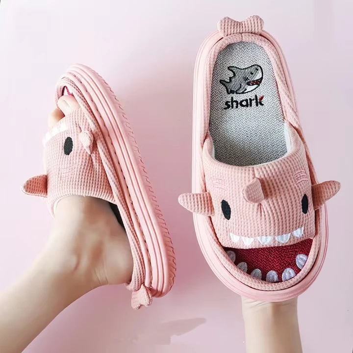 Dropshipping 2022 winter ladies slippers,indoor soft comfortable high quality slippers,linen shark slides