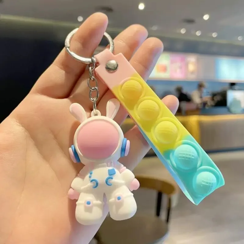 New 3D Mini Creative PVC Cartoon Character Keychain Space Rabbit Astronaut Key Ring Fashionable PVC Plush Keychain