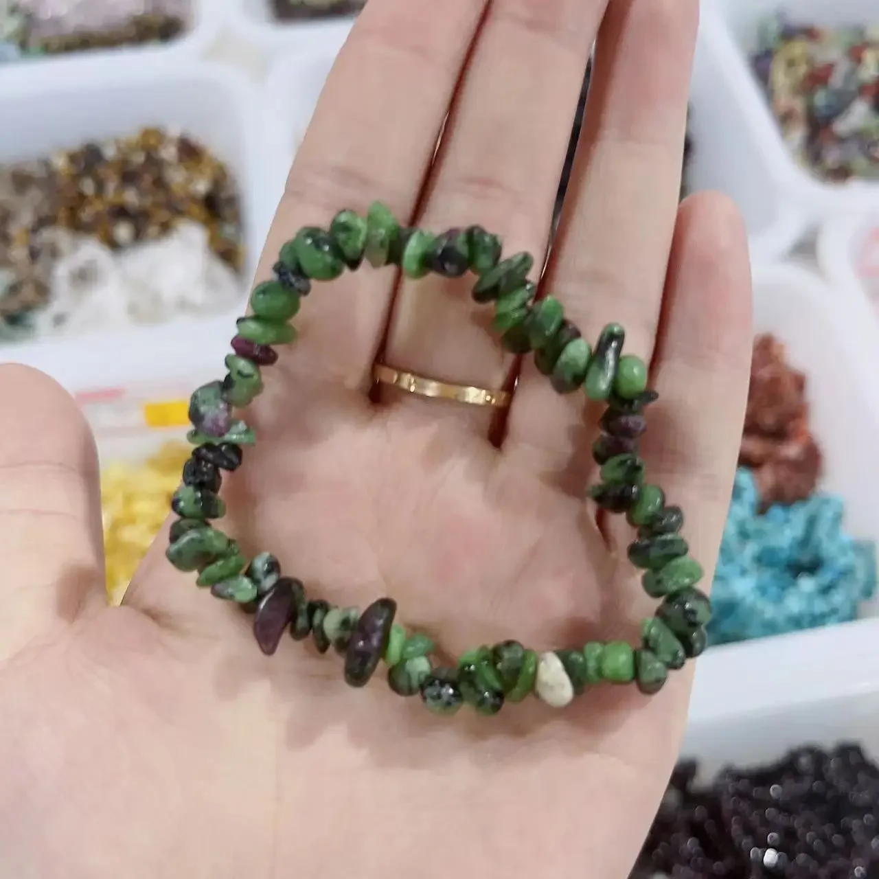 Wholesale Handmade Natural Crystal Gravel Chips for Crystal Beads Bracelet Women For Accessory Gift