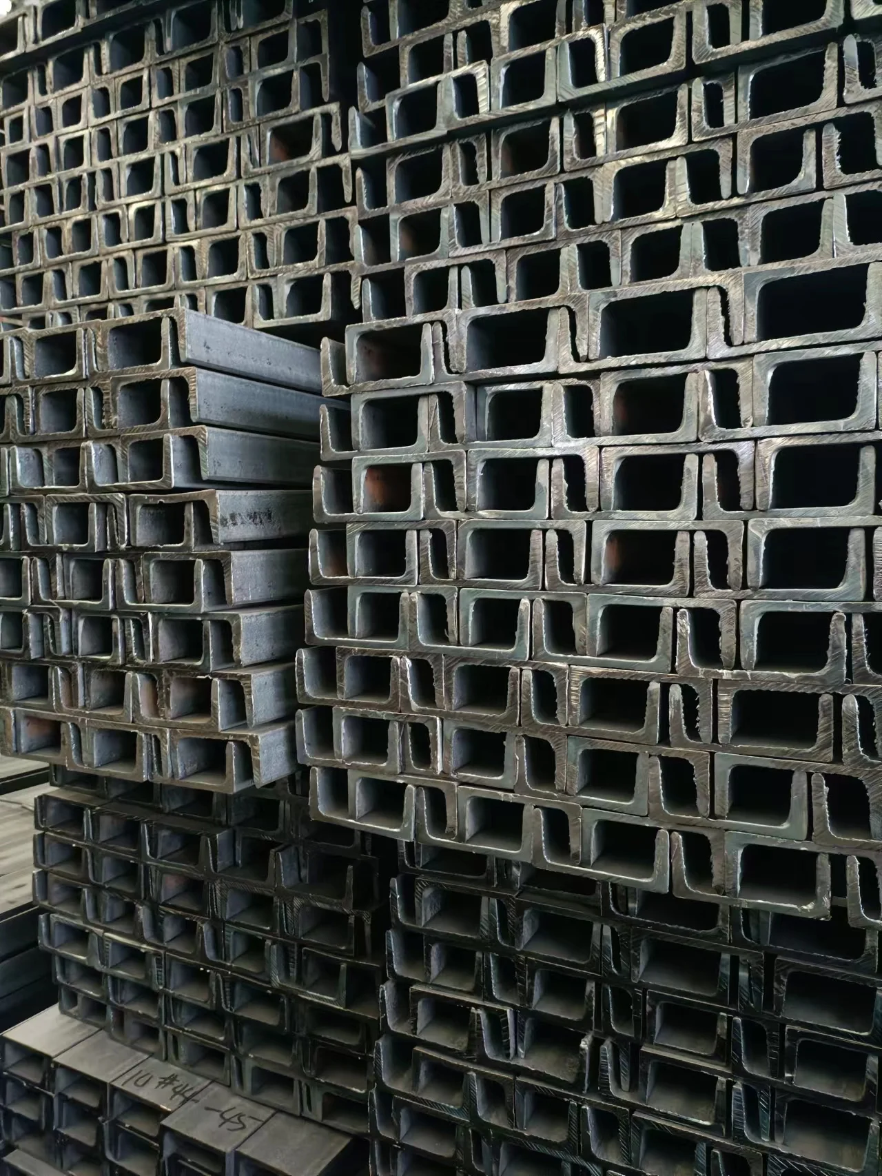 Customized Hot selling hot rolled u channel steel wholesale