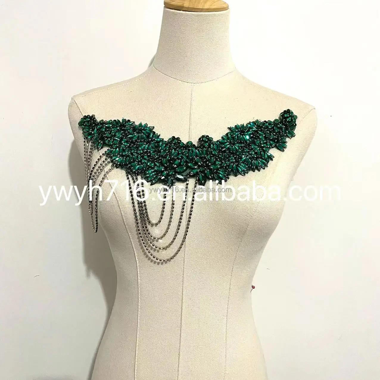 Glass Tassel Hot Sale Custom Design Crystals Handmade Beads Fringe Rhinestones Body Applique Red