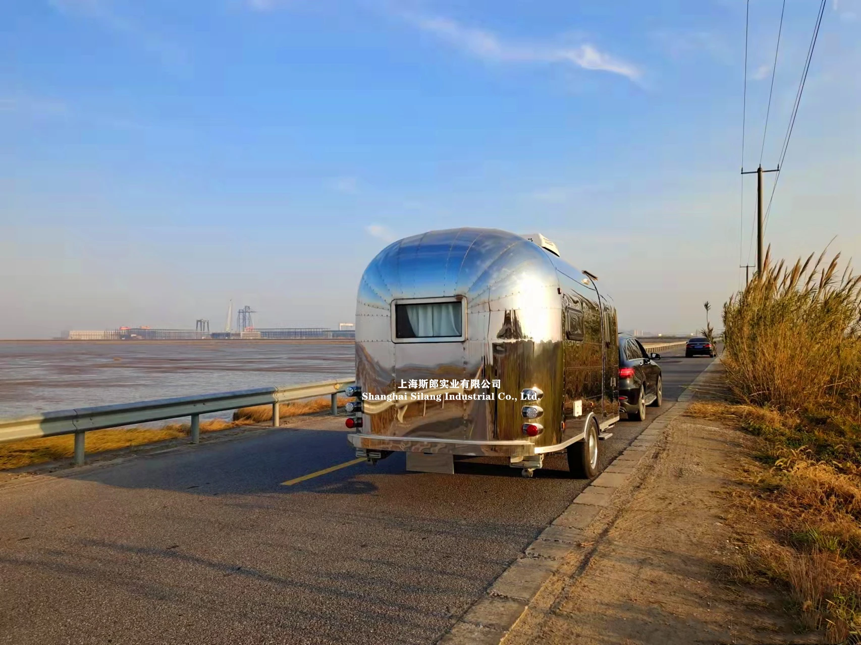 EU standard airstream trailer camping trailer with AL-KO chassis
