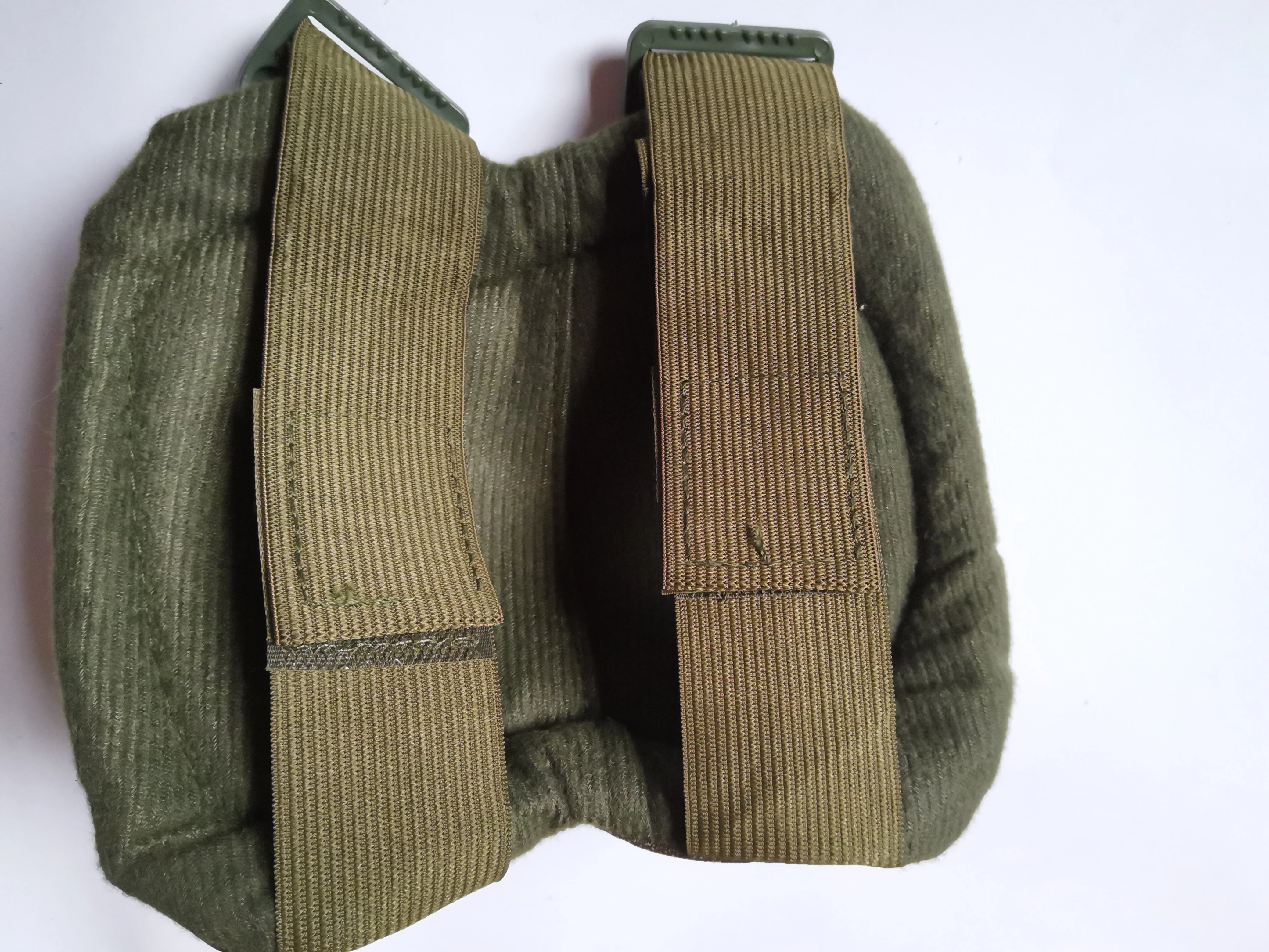 Jungle camouflage 600D waterproof and flame retardant Oxford cloth protective equipment industry and trade company directly sol