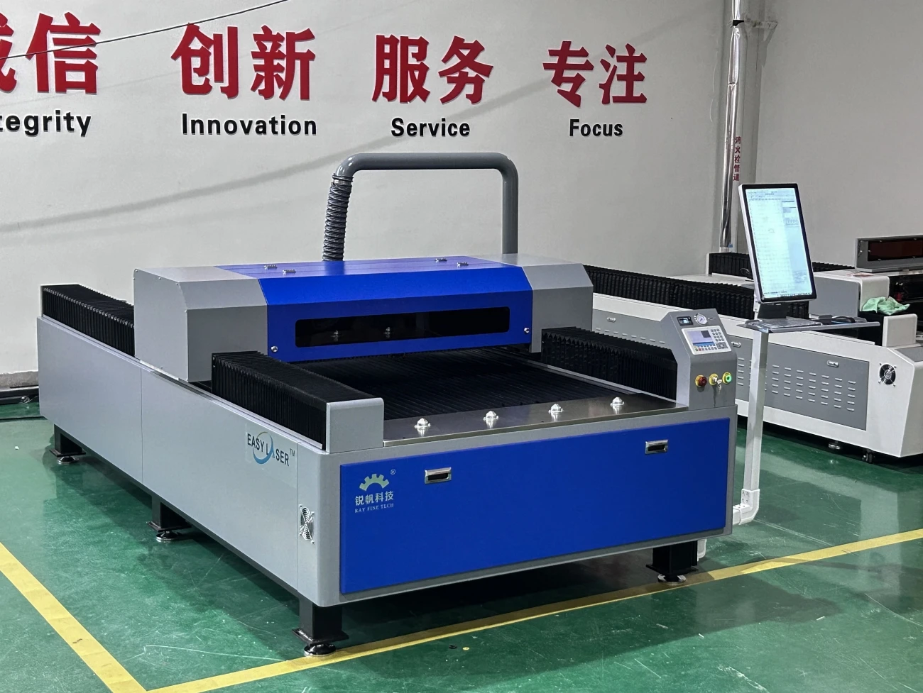 150W 300W 500W 600W CO2 Laser Cutting Machine with Rack Drive System