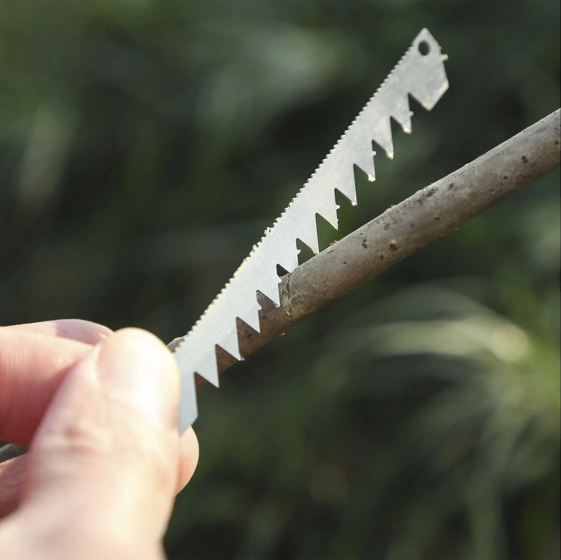 
Outdoor Multi-tool Survival Credit Card Emergency Gear Kit Camping Multitool Hunting Survival Kit 