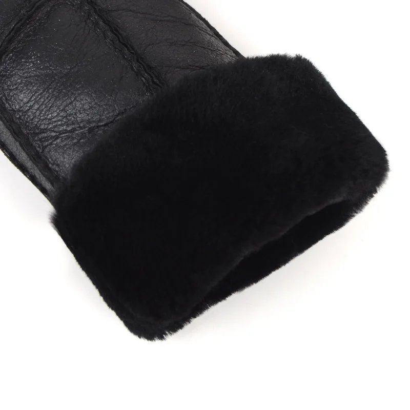 
China Wholesale Women Real Shearling Mitten Mouton Winter Warm SheepFur Leather Sheepskin gloves Keep warm in winter skiing 