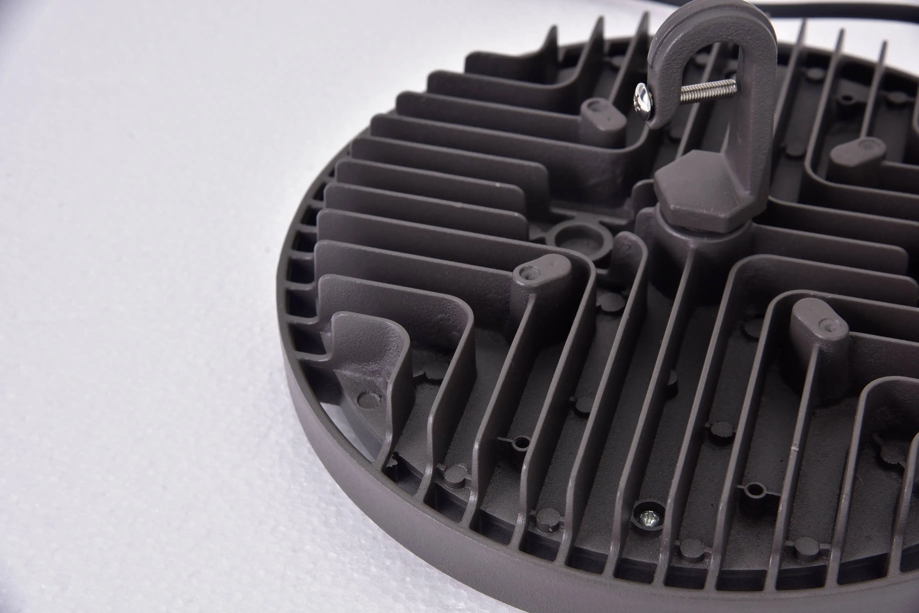 Оптовая продажа, заводская цена, высокое качество, Ip65, наружный промышленный светильник UFO из алюминиевого сплава для промышленного использования