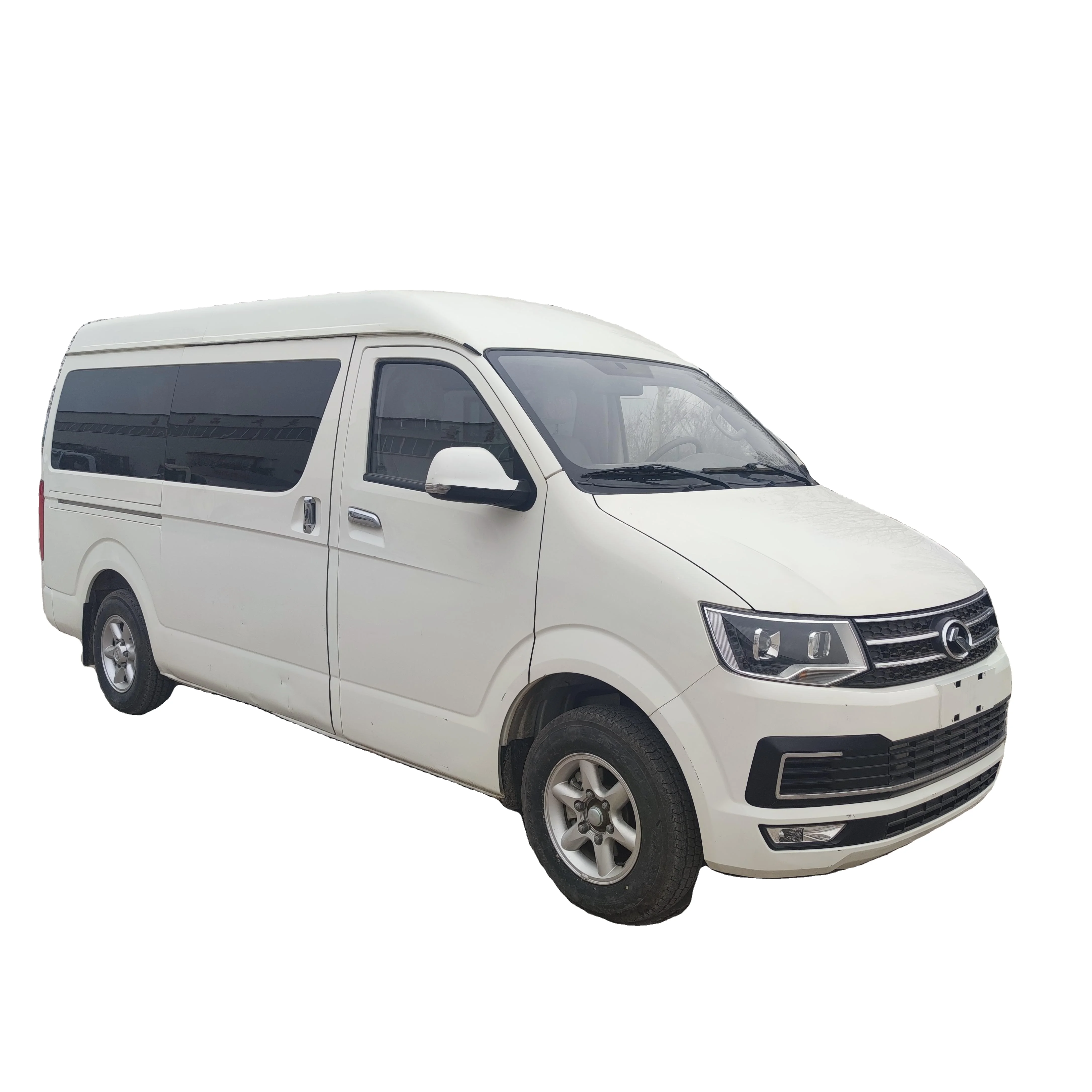 9 Seater Business Passenger Car Supplied by China
