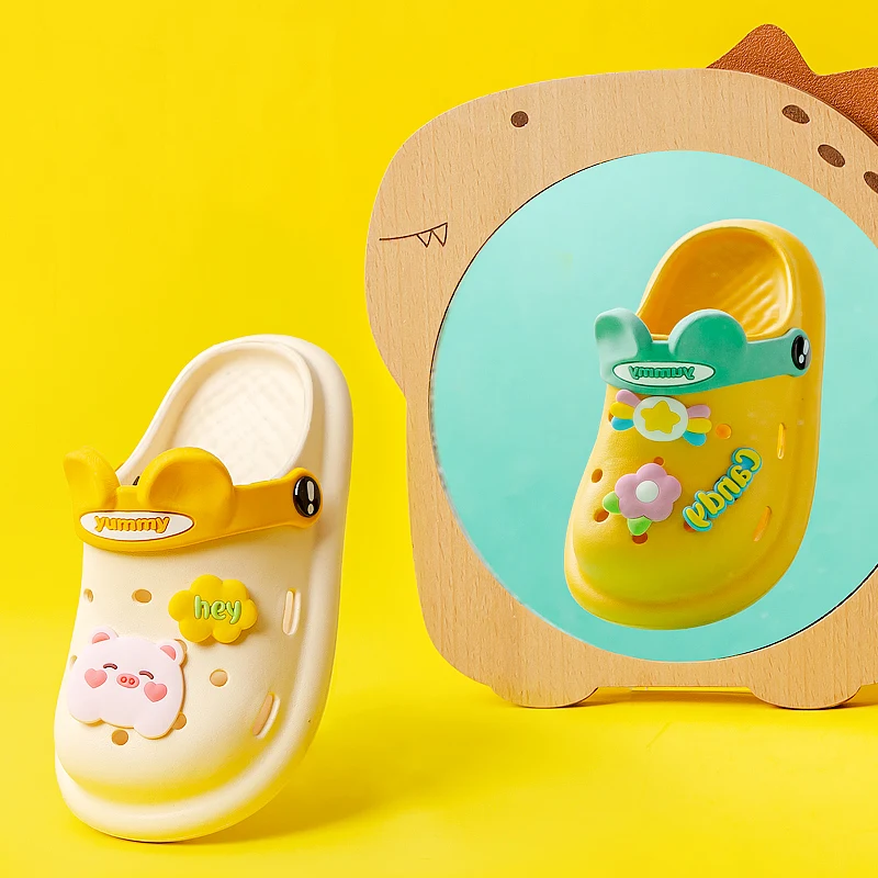 Cheerful Mario 2022 new style slides for kids girls footwear home comfortable high quality baby slippers wholesale fashion