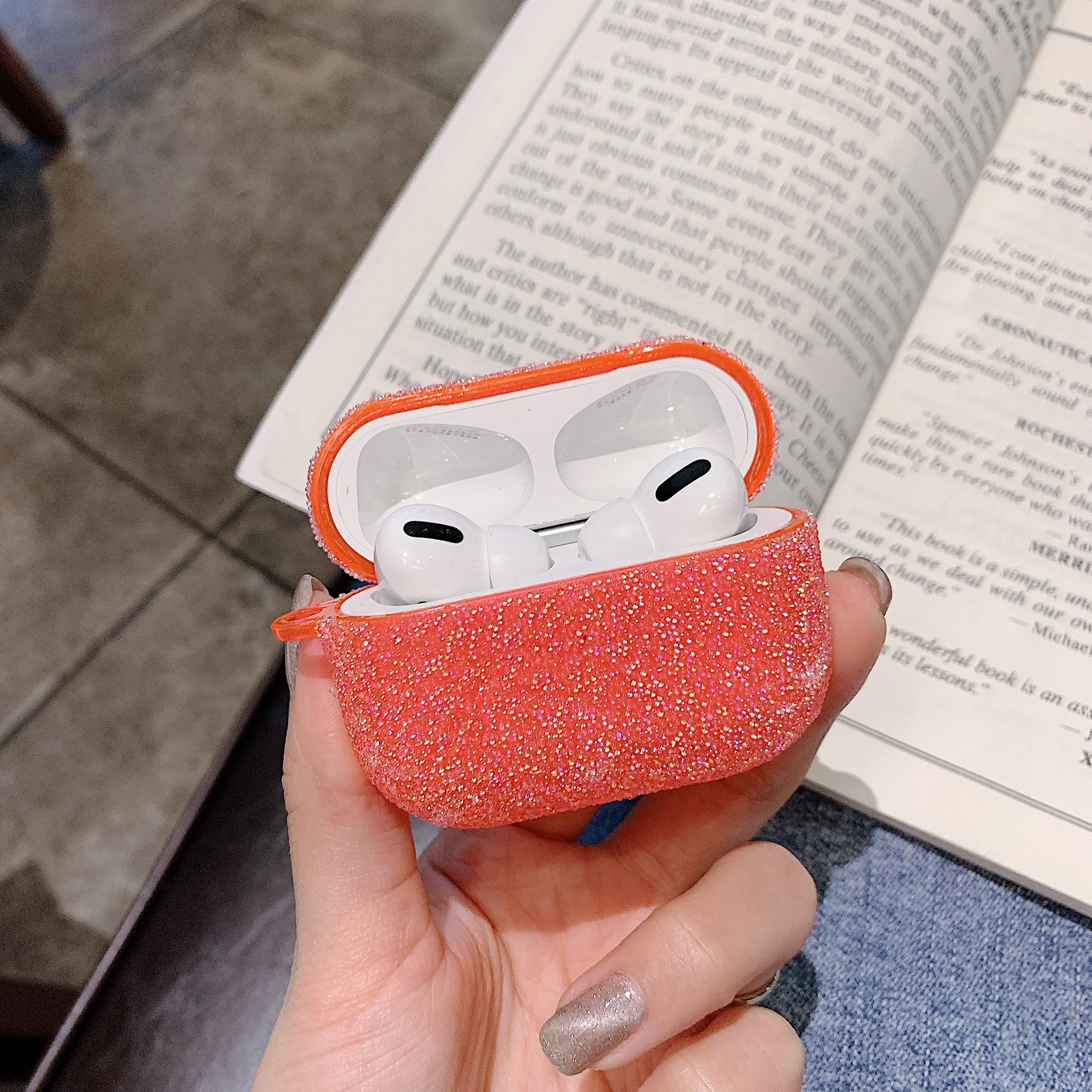 Оптовая продажа цветной флуоресцентный чехол для Airpods