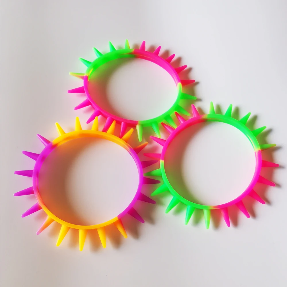 Wholesale Ecco-frendly charm spiky Egypt Silicone Wristband