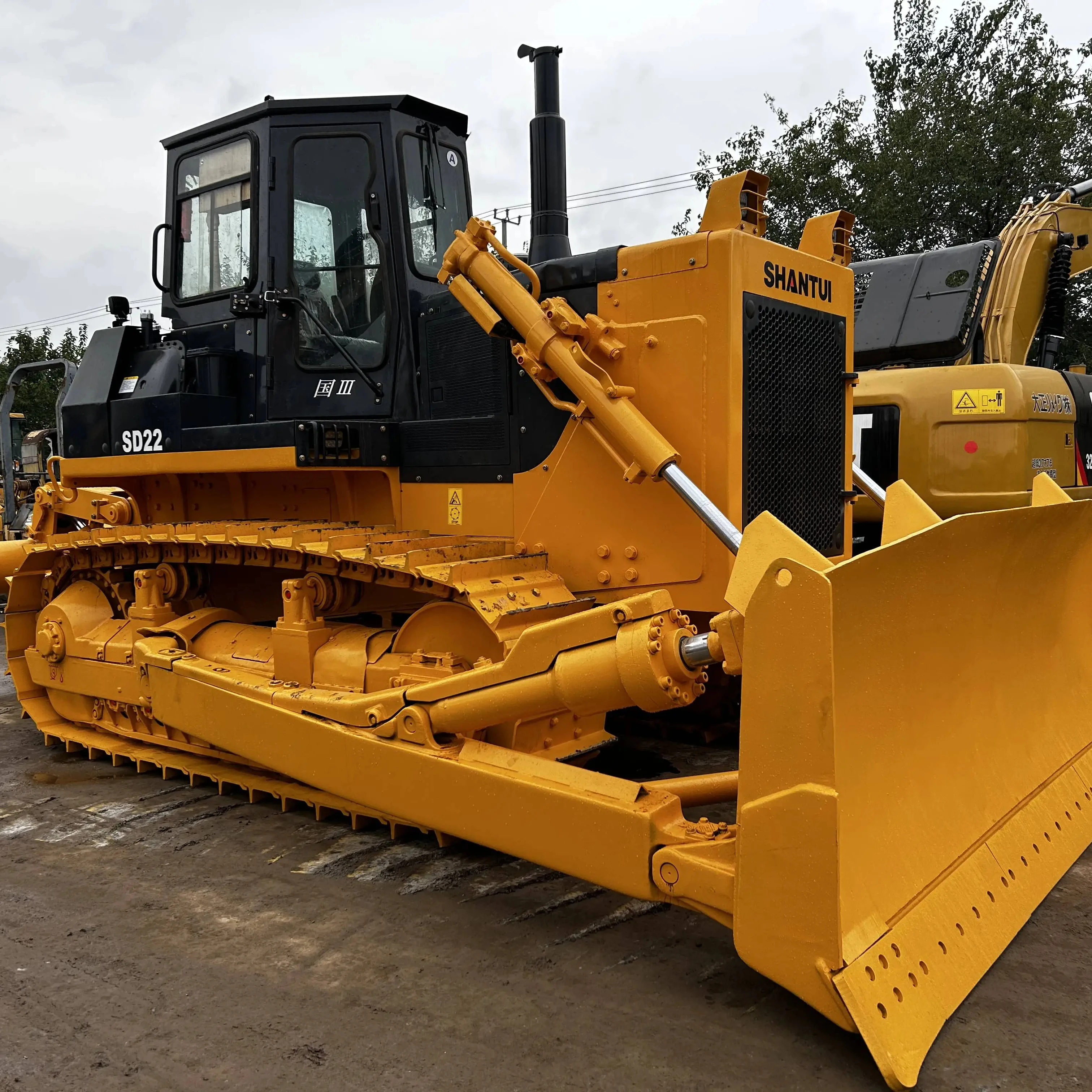 Недорогие Высококачественные Подержанные Бульдозеры SHANTUI SD22, японские подержанные бульдозеры, 220 модель трека