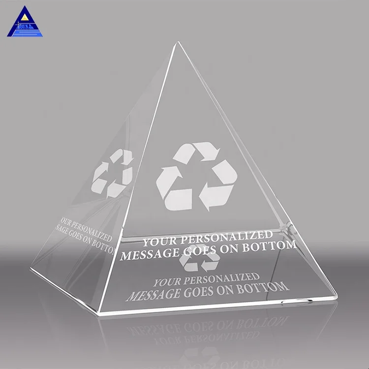 Factory Price Crystal Glass Pyramid Shaped Paperweight With Logo Engraved On The Bottom