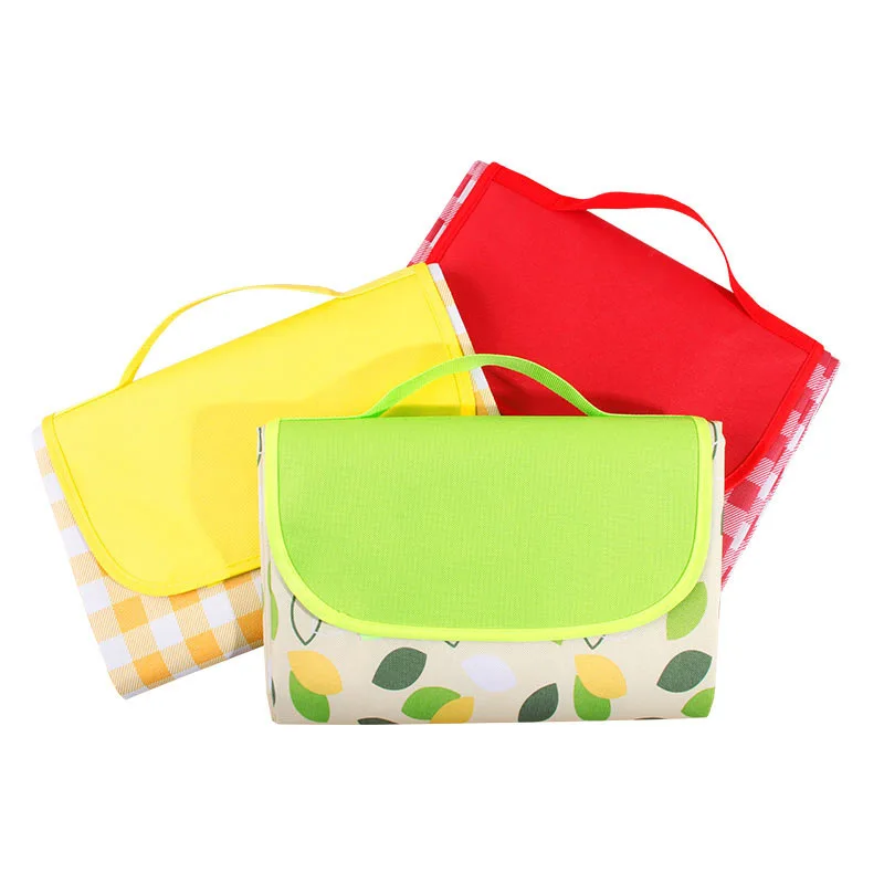 Wholesale Custom Roll Up Portable Beach Camping Outdoor Waterproof Cotton Canvas Picnic Blanket Mat With Leather Strap