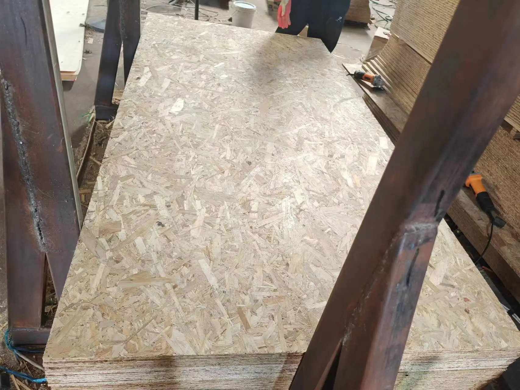Top Quality Particle Panel China Waterproof Osb 3 Board For House Work 1220x2440x12MM