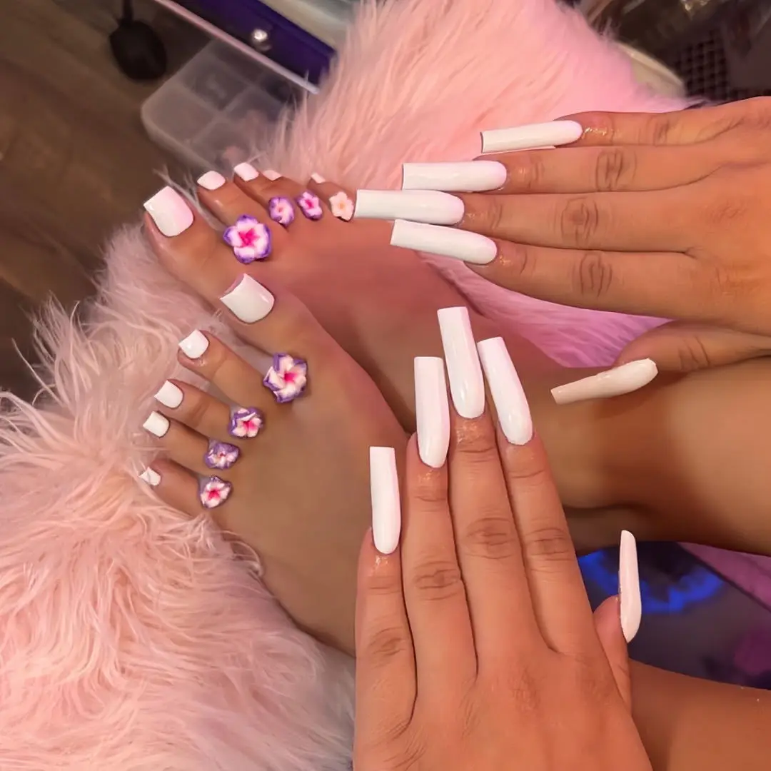 48PCS Press on Nails and Toes Set Artificial Finger False Nails Full Cover French Tip Acrylic Press on Nails and Toe Set