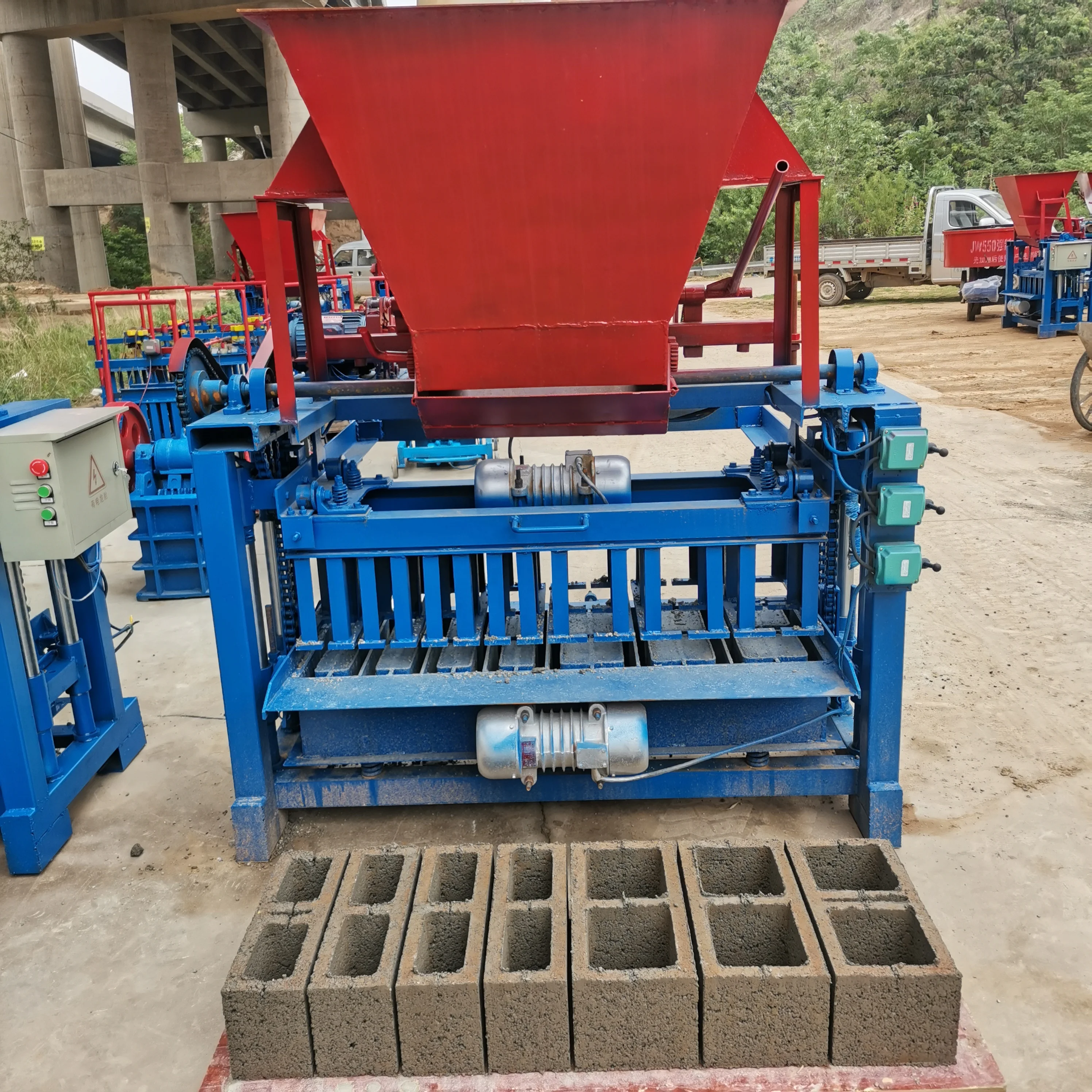 Big BR4-35 semi-automatic brick making machinery with cement mixer and belt conveyor