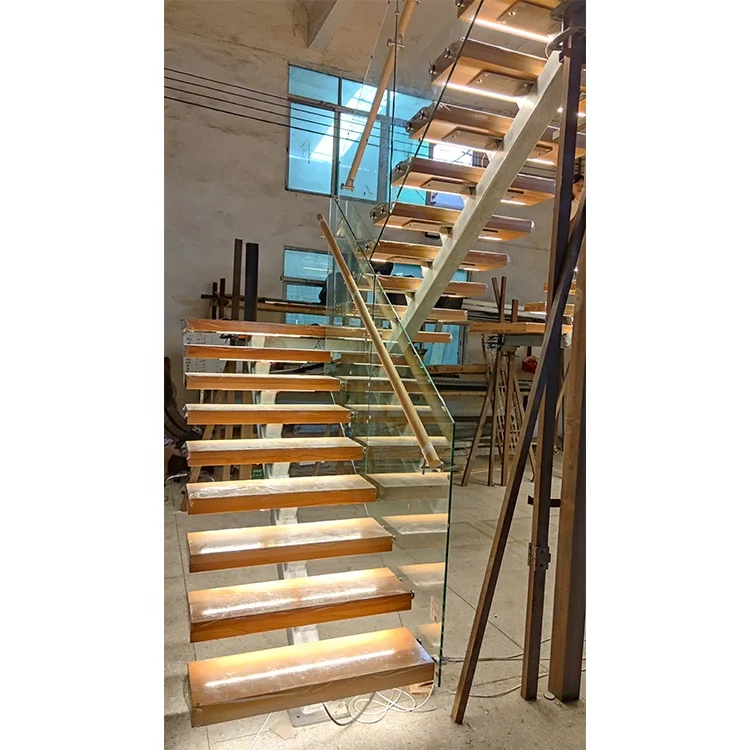Manufacturer Supply Metal Outdoor Wrought Iron Railing Handrail Stair Oak Wood Tread And Riser Indoor Mono Stringer Staircase