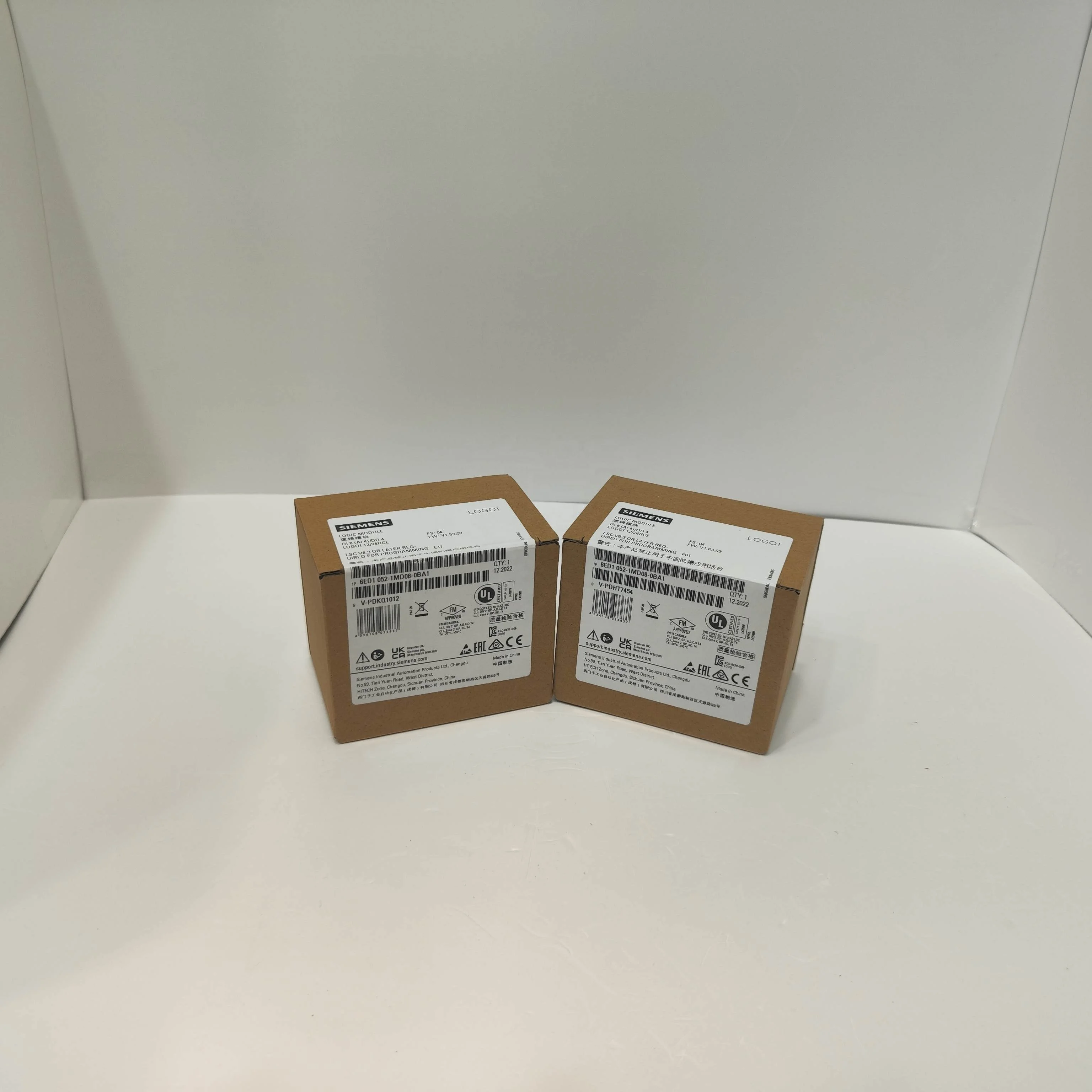 Siemens PLC LOGO! 8 12/24RCE Basic module with Display PLC Programmable Controller Module 6ED1052-1MD08-0BA1