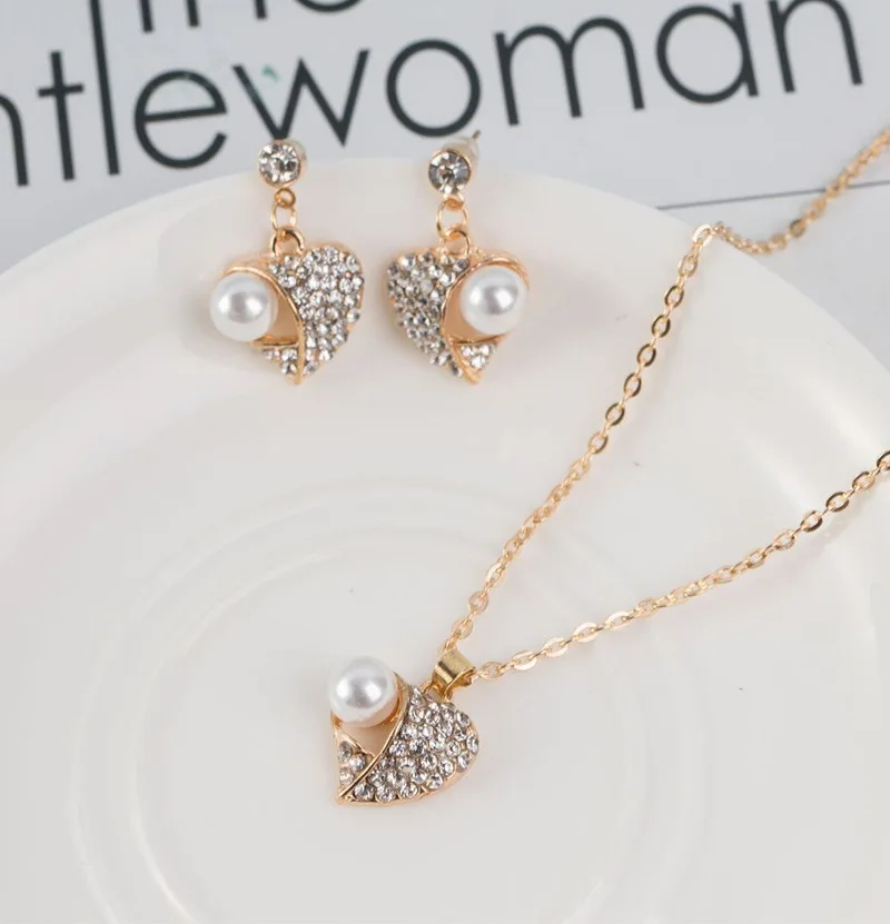 Latest Design  Women Jewelry And Accessories Fashion Earrings Necklace Wedding Bride Heart Shape Pearl Diamond Jewelry Set