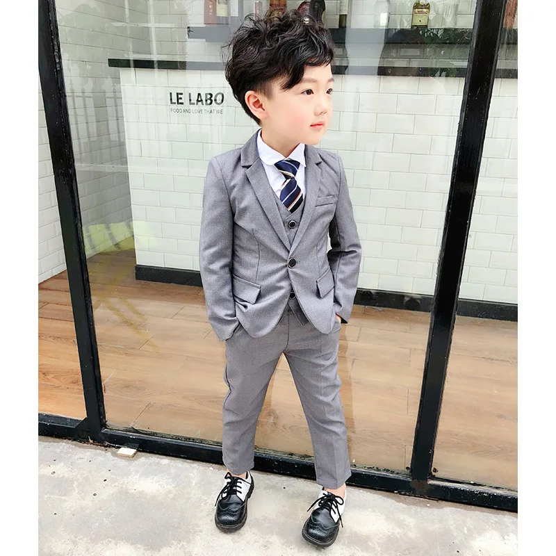 2019 autumn hot selling boy small flower brooch suit suit children show dress suit three-piece