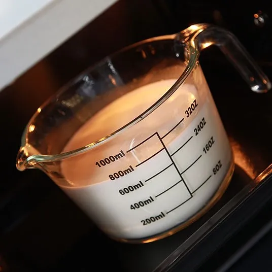 
High Borosilicate Glass Measuring Cup, Clear with Red Black Measurements 